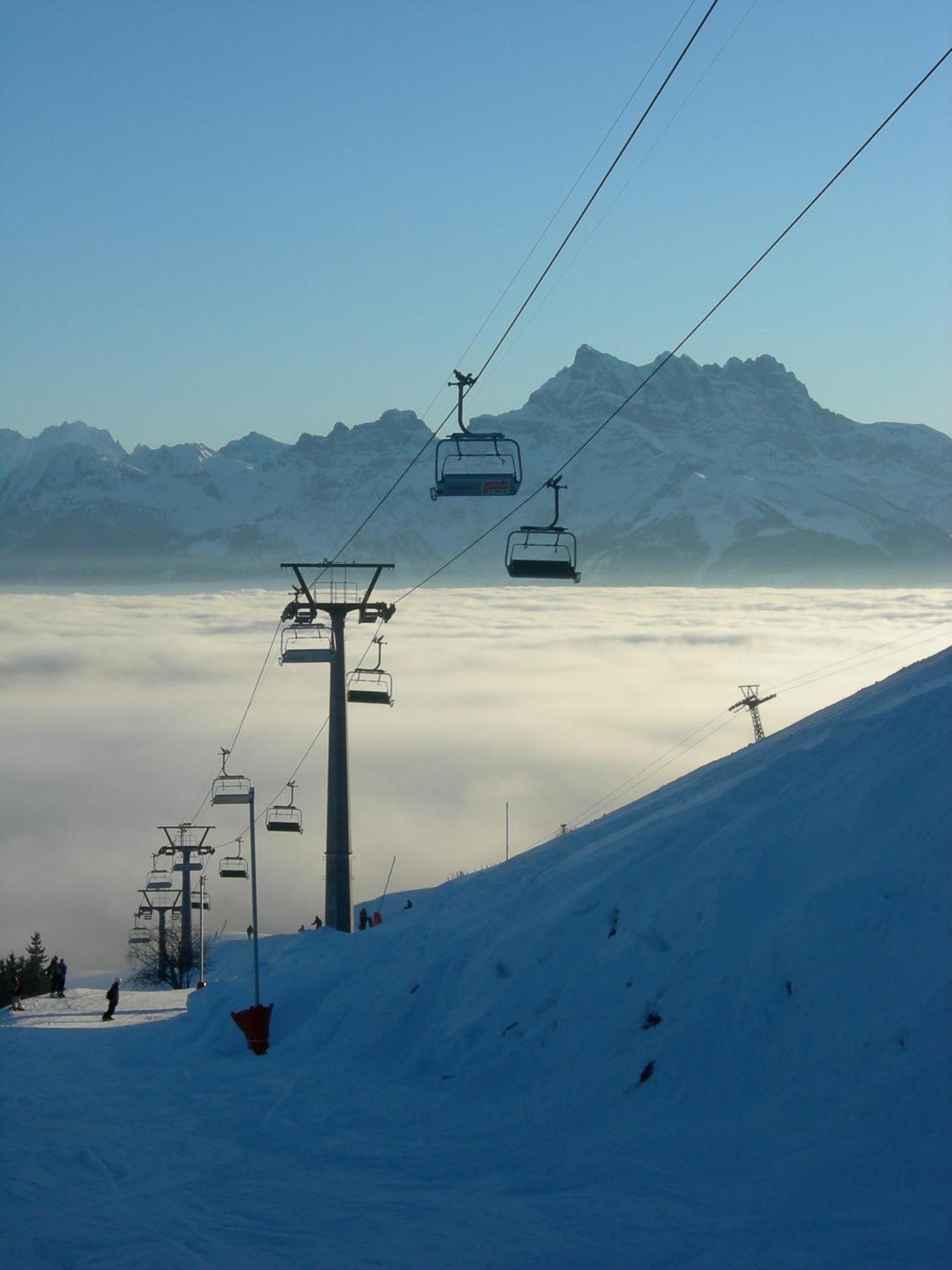 Leysin Lodge ภายนอก รูปภาพ